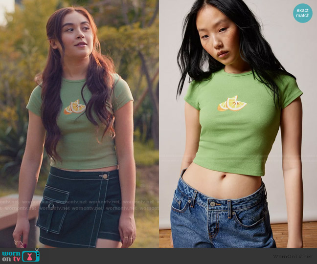 BDG Lemon Perfect Baby Tee worn by Katherine Song-Covey (Anna Cathcart) on XO Kitty