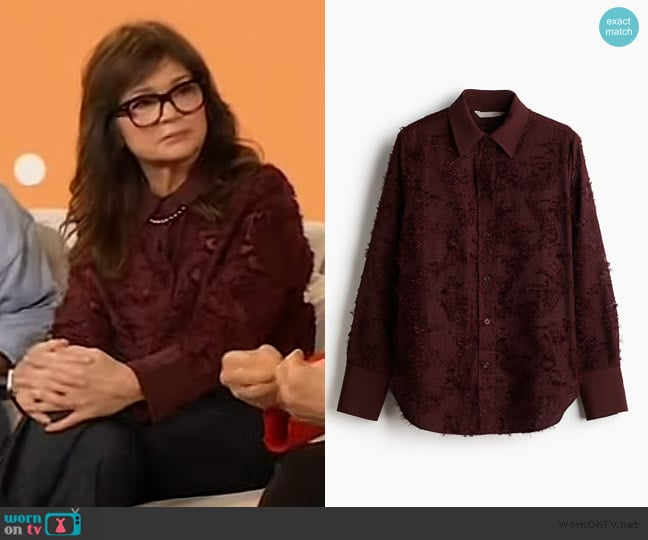 H&M Textured Weave Shirt worn by Valerie Bertinelli on The Drew Barrymore Show