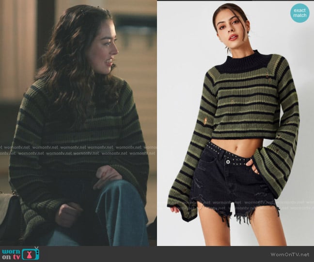 Cider Round Neckline Striped Knitted Long Sleeve Crop Top worn by Annie Sullivan (Anneliese Judge) on Sweet Magnolias