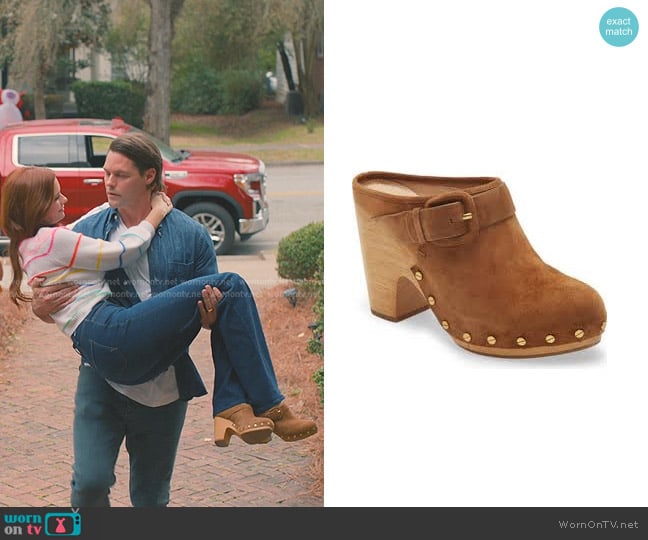 Veronica Beard Dacey Clog worn by Maddie Townsend (JoAnna Garcia Swisher) on Sweet Magnolias