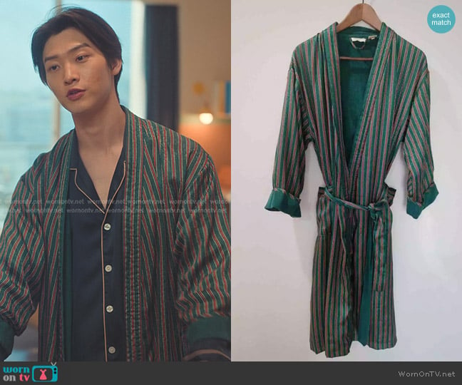 Victoria's Secret Striped Satin Robe worn by Min Ho Moon (Sang Heon Lee) on XO Kitty