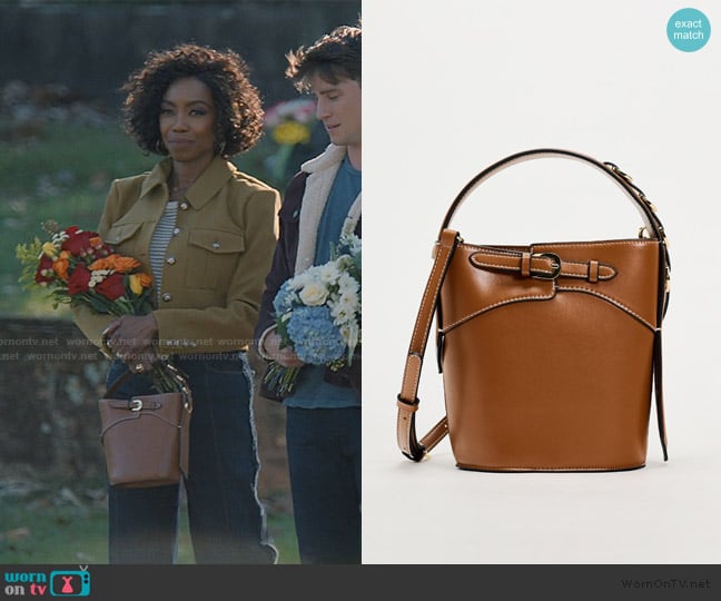 Zara Bucket Bag with Buckle worn by Helen Decatur (Heather Headley) on Sweet Magnolias