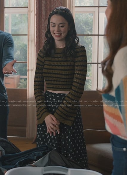 Annie's green striped sweater and floral skirt on Sweet Magnolias