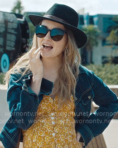 Belle’s yellow floral button front dress on Apple Cider Vinegar