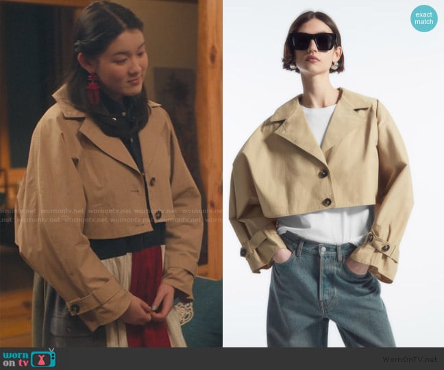 Cos Cropped Hybrid Trench Coat worn by Stella Cho (Audrey Huynh) on XO Kitty