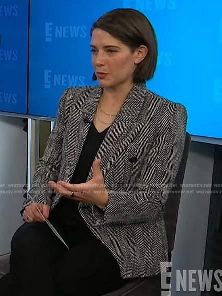 Daryn Carp’s herringbone blazer on E! News