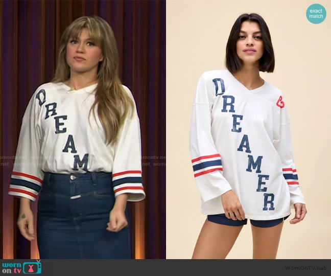 Day Dreamer Dreamer Hockey Jersey Long Sleeve Shirt worn by Kelly Clarkson on The Kelly Clarkson Show