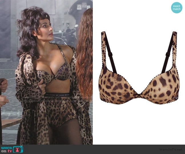 Dolce and Gabbana x Skims Ultimate Teardrop Push-Up Bra worn by Kim Kardashian (Kim Kardashian) on The Kardashians