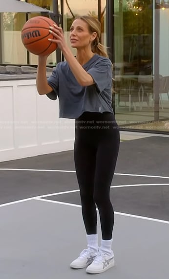 Dorit’s grey cropped tee on The Real Housewives of Beverly Hills