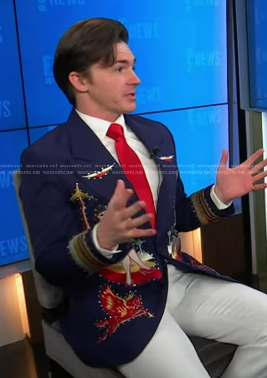 Drake Bell's embroidered blazer on E! News