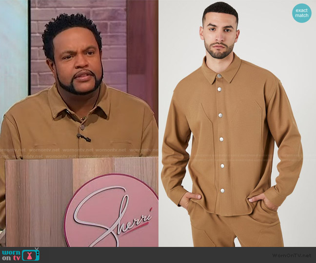 Forever 21 Seamed Cotton-Blend Shirt worn by Jawn Murray on Sherri