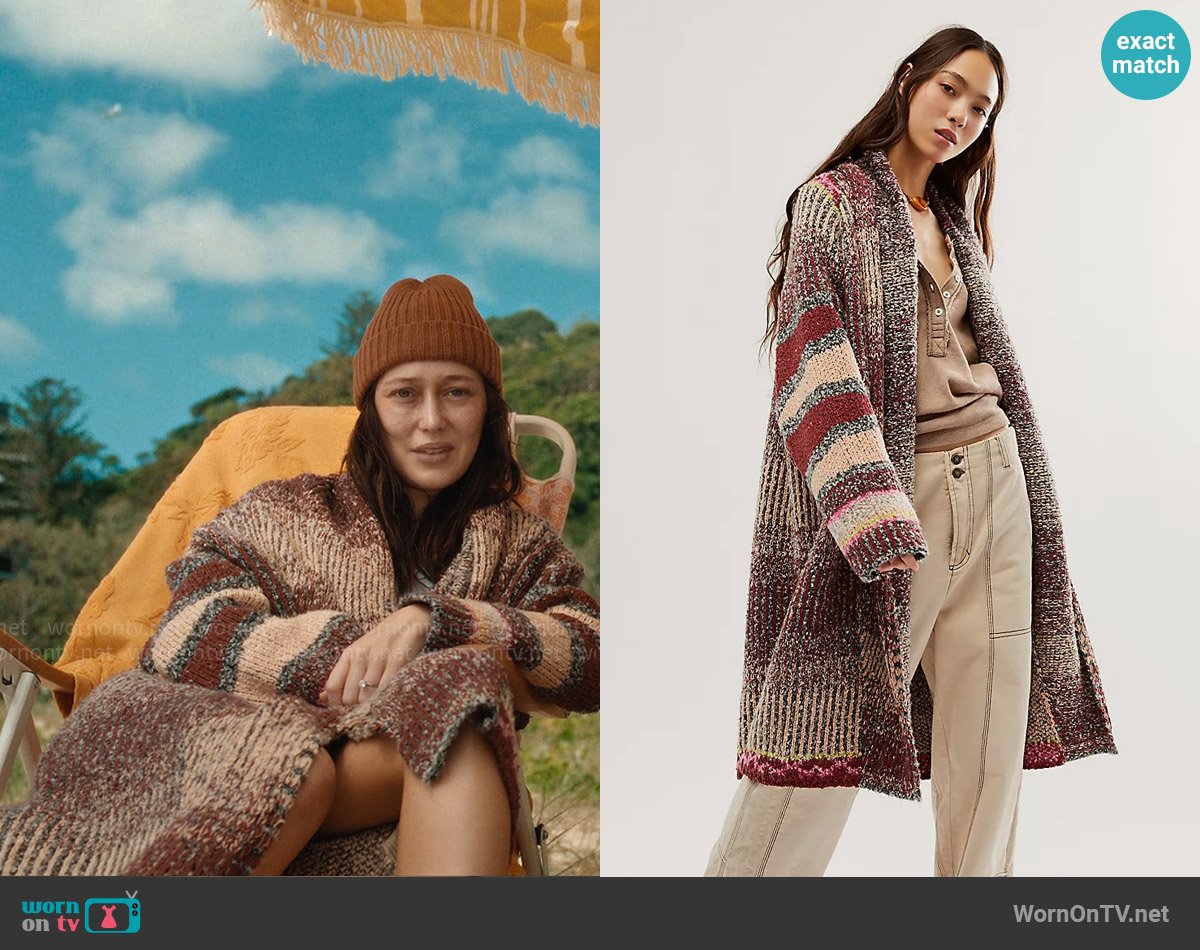 Free People Found My Bff Cardi in Sugar and Spice Combo worn by Milla (Alycia Debnam-Carey) on Apple Cider Vinegar