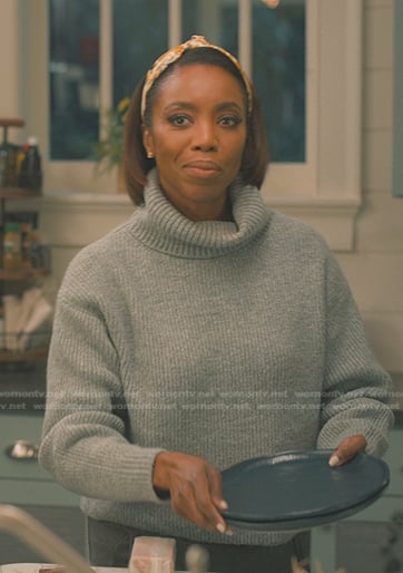 Helen's grey ribbed turtleneck sweater on Sweet Magnolias