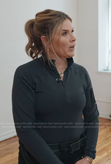 Jenna's grey half-zip top on Today