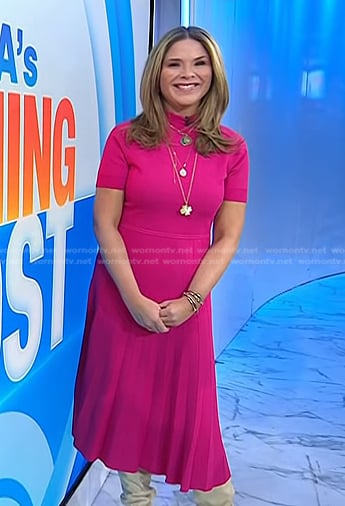 Jenna’s pink pleated midi dress on Today