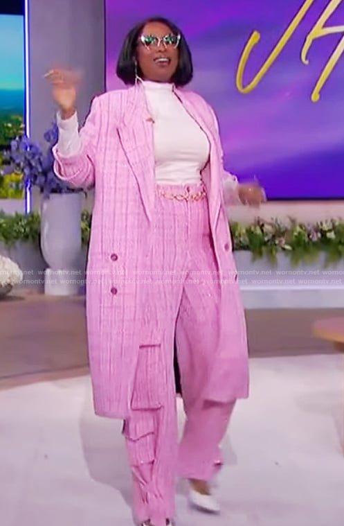 Jennifer's pink tweed cargo pants and coat on The Jennifer Hudson Show