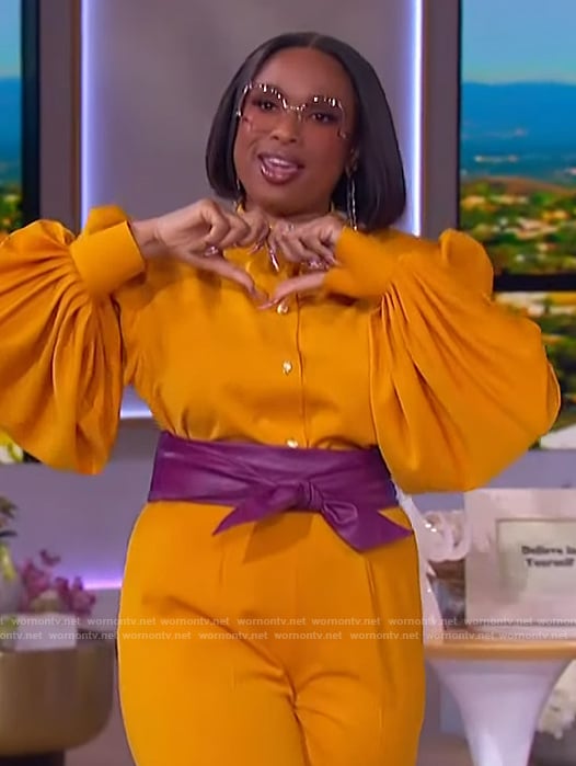 Jennifer's yellow balloon sleeve blouse and pants on The Jennifer Hudson Show