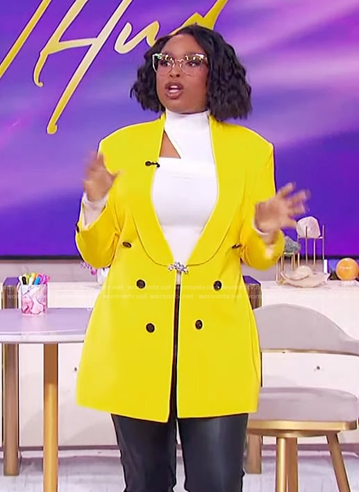 Jennifer's yellow double breasted blazer on The Jennifer Hudson Show