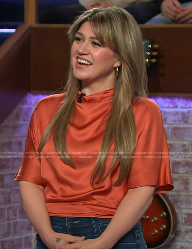 Kelly's orange satin top on The Kelly Clarkson Show