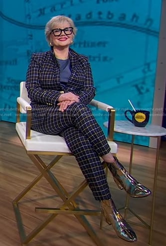 Libba Bray's navy check blazer and pants on Good Morning America