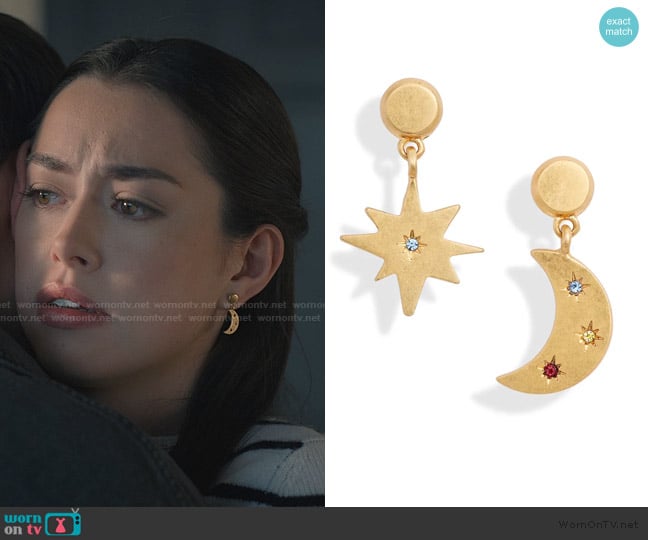 Madewell Spaced Out Mismatched Drop Earrings worn by Annie Sullivan (Anneliese Judge) on Sweet Magnolias