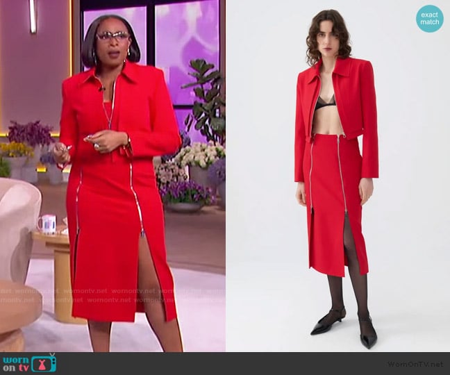 Jennifer’s red skirt on The Jennifer Hudson Show