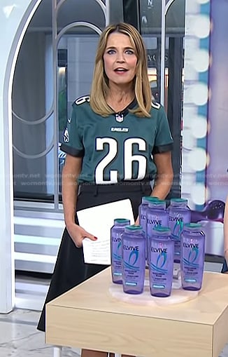 Savannah's green Philadelphia Eagles jersey and black skirt on Today