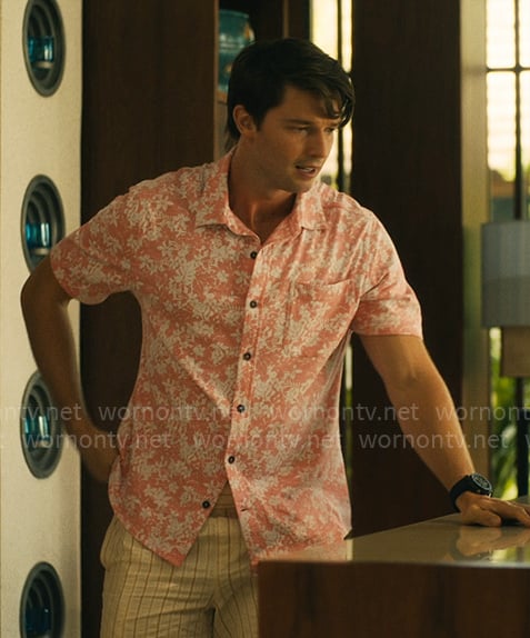 Saxon's pink floral shirt on The White Lotus