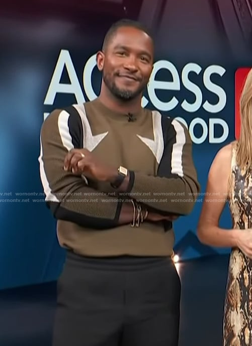 Scott’s brown knit sweater on Access Hollywood