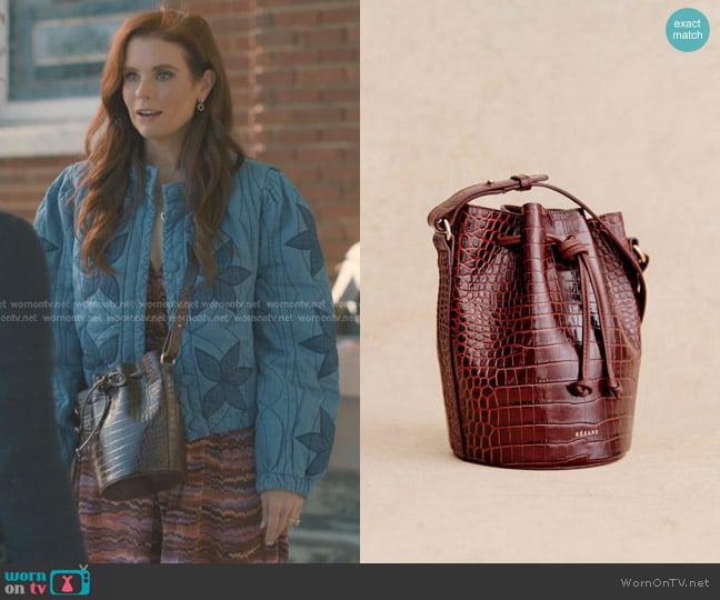 Sezane Farrow Mini Bag in Chocolate Croco Print worn by Maddie Townsend (JoAnna Garcia Swisher) on Sweet Magnolias