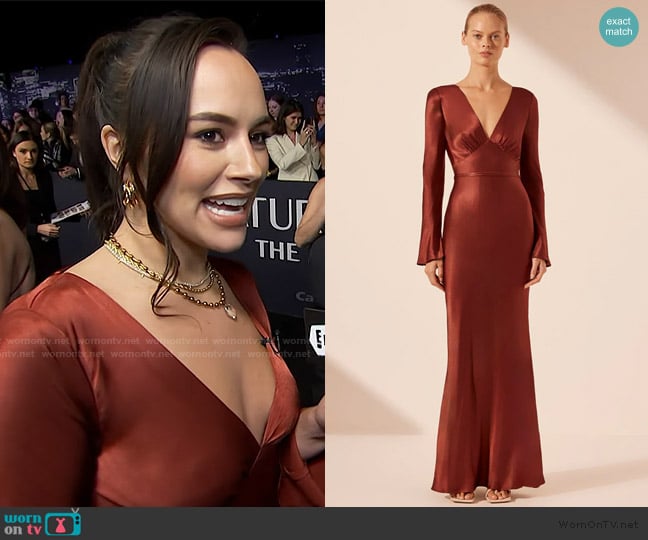 Shona Joy Lino Open Back Tie Gown worn by Emily Curl on E! News