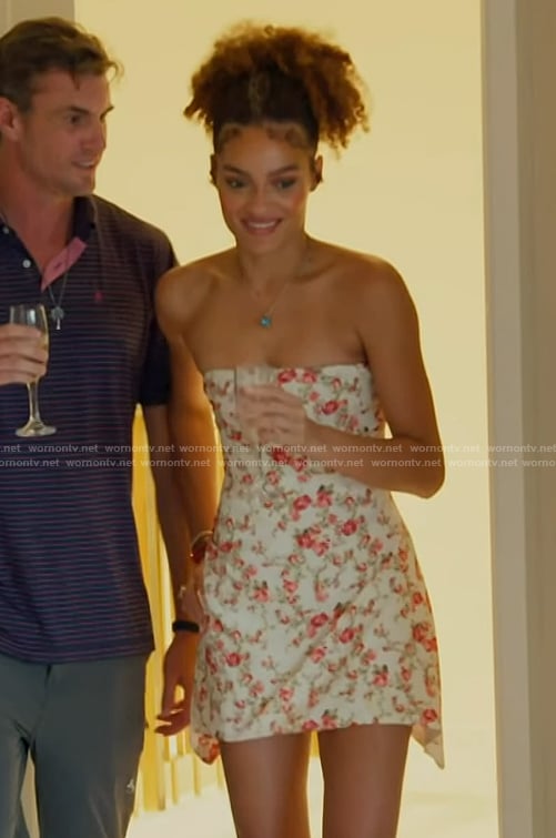 Sienna's floral print strapless dress on Southern Charm