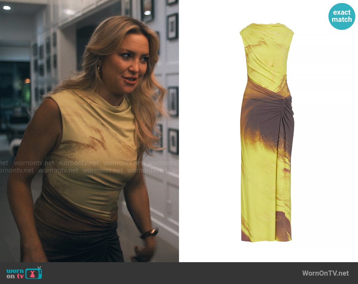 Simkha Acacia Dress in Luminary Print worn by Isla Gordon (Kate Hudson) on Running Point