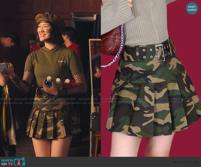 Kuo Military Belt Skirt worn by Stella Cho (Audrey Huynh) on XO Kitty