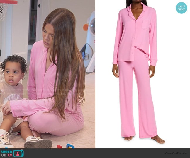 Khloe’s pink pajamas on The Kardashians