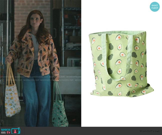 Spring Park at Walmart Avocado Print Tote Bag worn by Maddie Townsend (JoAnna Garcia Swisher) on Sweet Magnolias