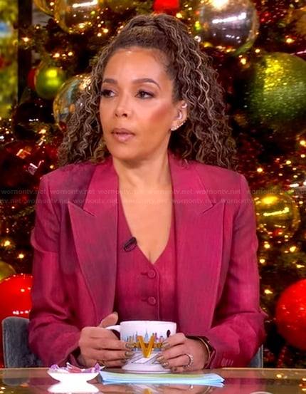 Sunny's burgundy double breasted suit on The View