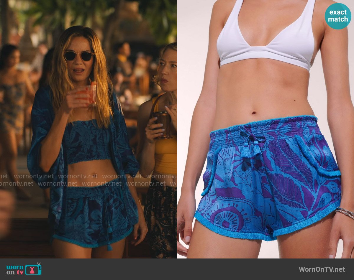 Jaclyn’s blue floral shorts on The White Lotus