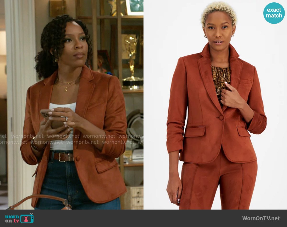 Bar III Scuba Faux Suede One-Button Blazer worn by Naomi Hamilton Hawthorne (Arielle Prepetit) on Beyond the Gates