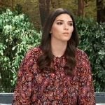 Brook Lynn’s paisley pleated blouse on General Hospital