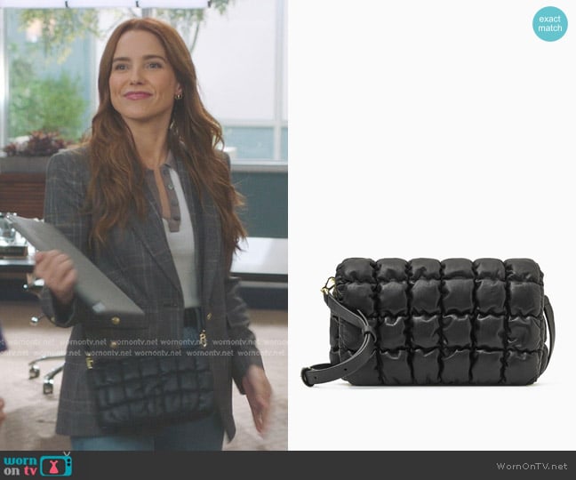 Cass Beckman’s quilted crossbody on Greys Anatomy