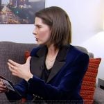 Daryn Carp’s velvet blazer on E! News