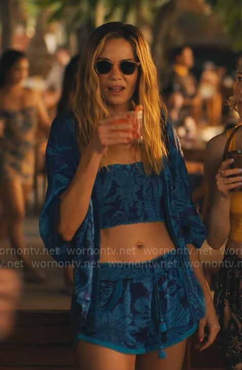 Jaclyn's blue floral shorts, bandeau top and kimono on The White Lotus