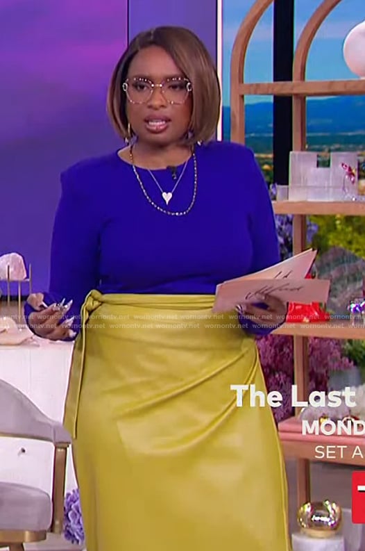 Jennifer's mustard leather skirt on The Jennifer Hudson Show