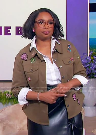 Jennifer's brown patch jacket on The Jennifer Hudson Show