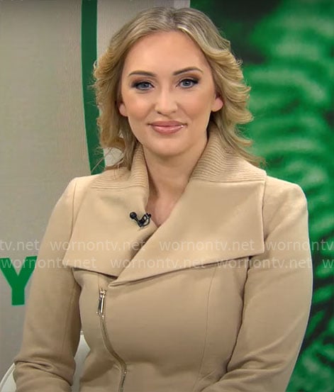 Kelly O'Grady's beige zip jacket on CBS Mornings