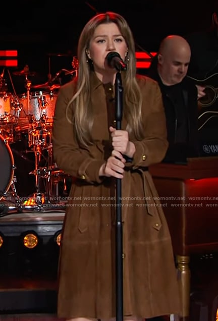 WornOnTV: Kelly’s brown suede coat on The Kelly Clarkson Show | Kelly ...