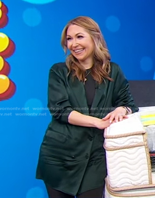 Lori's green satin blazer on Good Morning America