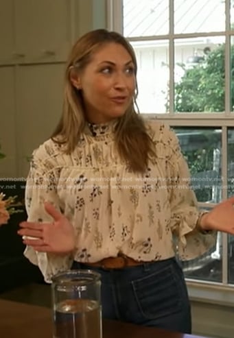 Lori's ivory floral top on Good Morning America