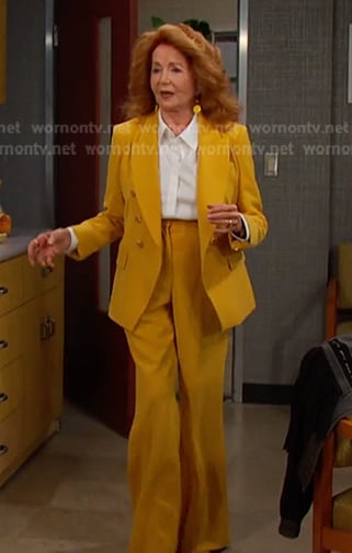 Maggie's yellow blazer and pants on Days of our Lives